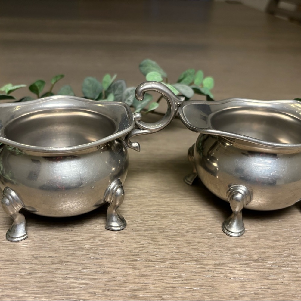 Vintage Trade Mark Pewter by Poole Taunton, Mass, Creamer-Sugar Set.